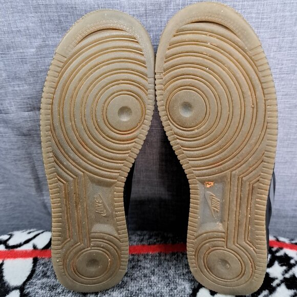 Size 9.5 Men Nike Air Force 1 07 LV8 Black CD0888-001 - Picture 6 of 14